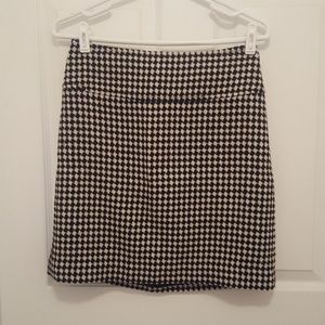 Talbots houndstooth skirt petite